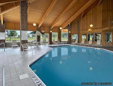Hotel Baymont By Wyndham Columbus/Rickenbacker Zewnętrze zdjęcie